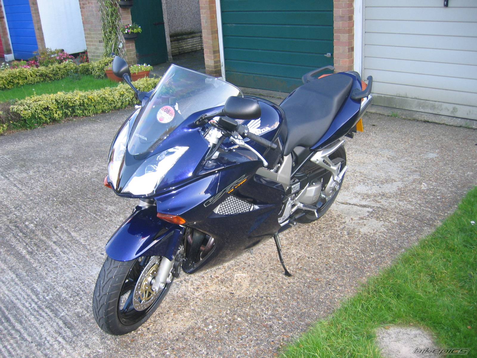 2004 HONDA VFR 800 | Picture 298328 motorcycle photo