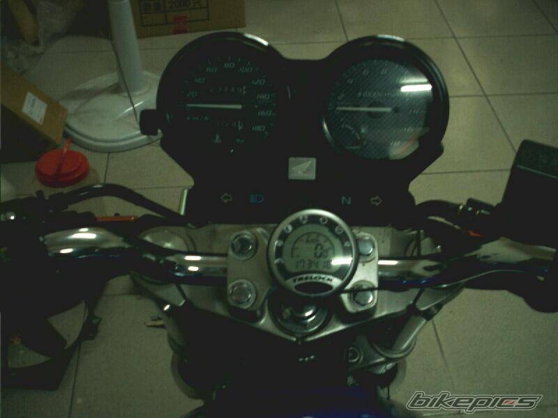 2002 HONDA CB 250 HORNET | Picture 300197 motorcycle photo