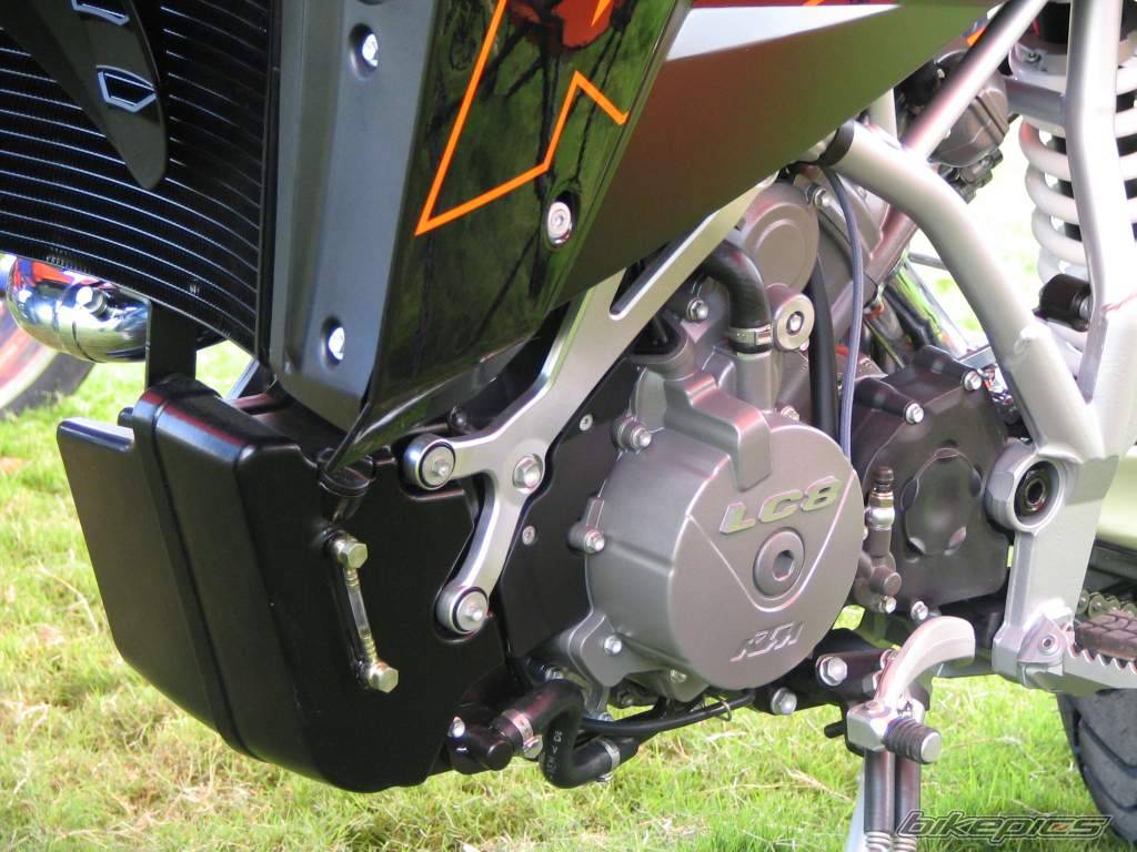 2005 KTM 950 SUPERMOTO | Picture 300516 motorcycle photo
