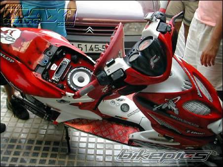 2005 YAMAHA AEROX 50 | Picture 300752 motorcycle photo