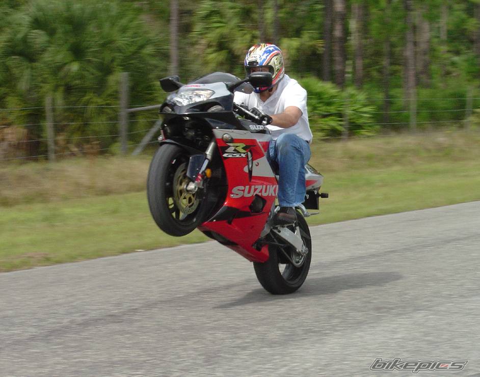 2001 SUZUKI GSX R 750 | Picture 300830 motorcycle photo