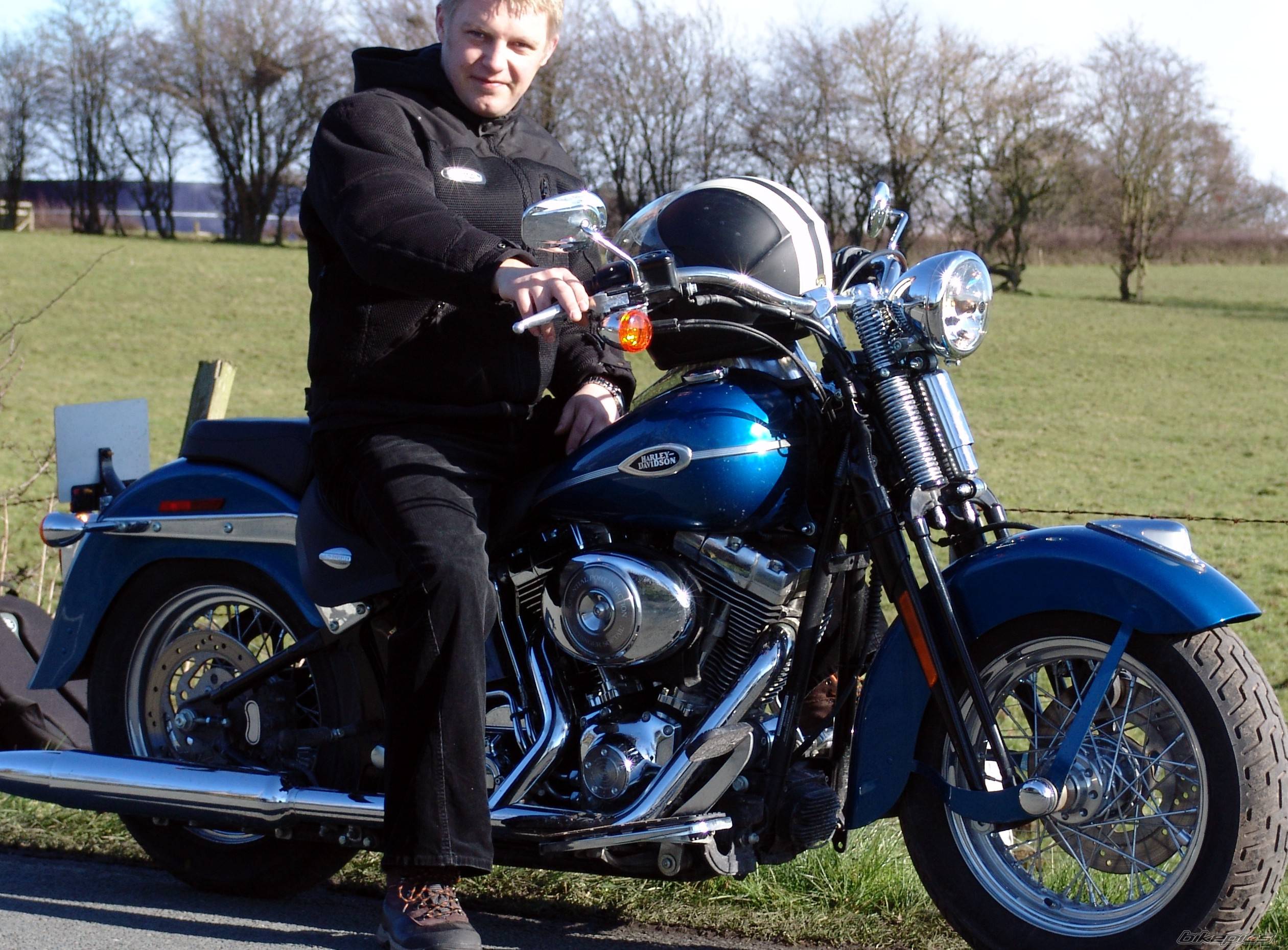 2005 HARLEY DAVIDSON FLSTSCI SOFTAIL SPRINGER CLASSIC | Picture 300963 motorcycle photo