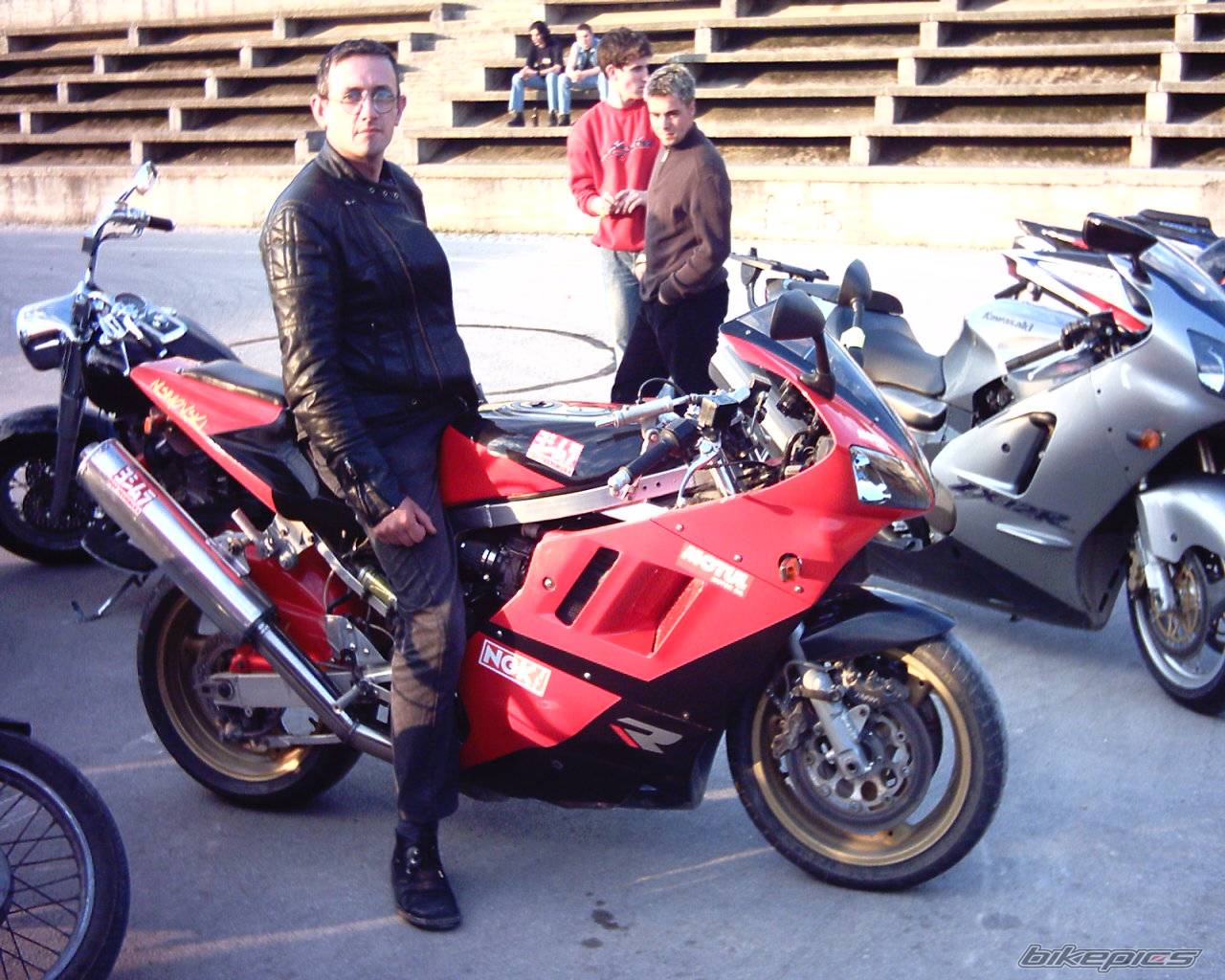 1991 SUZUKI GSX R 1100 | Picture 301951 motorcycle photo