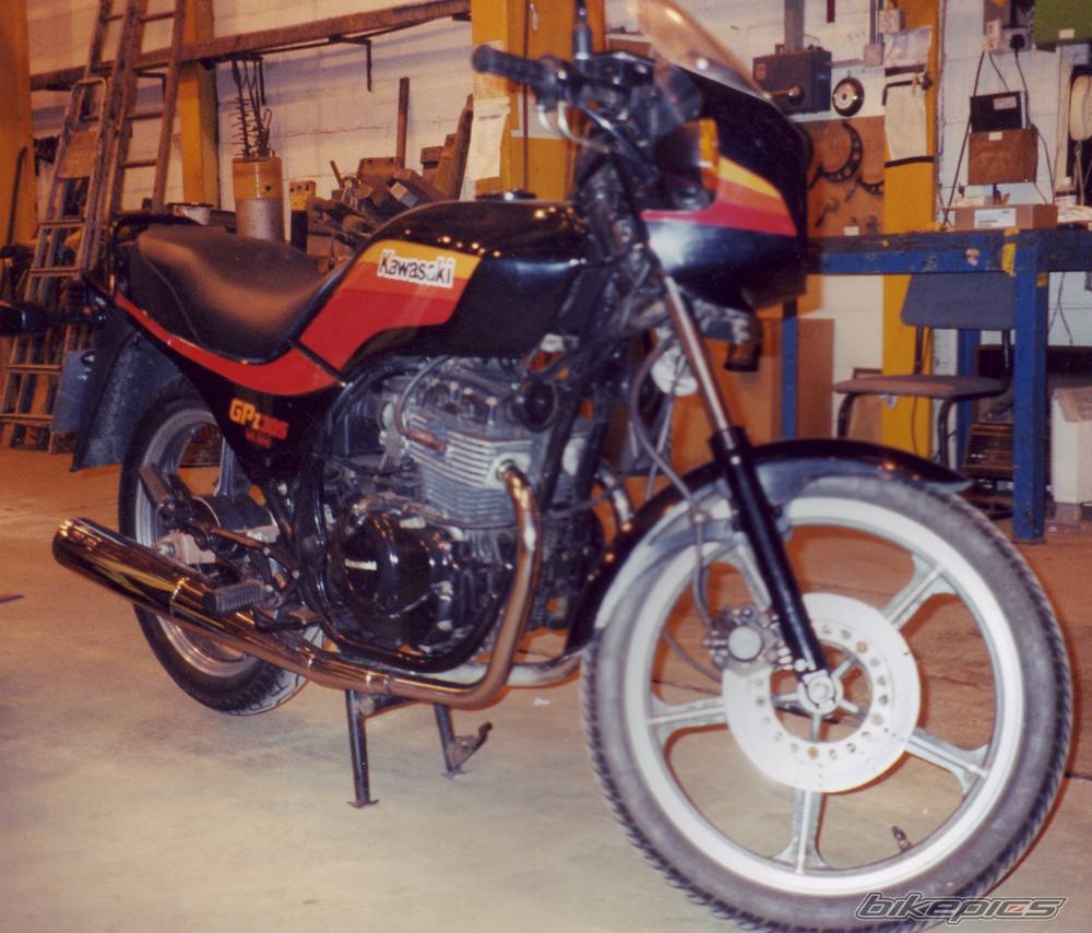 1993 KAWASAKI GPZ 305 | Picture 304977 motorcycle photo