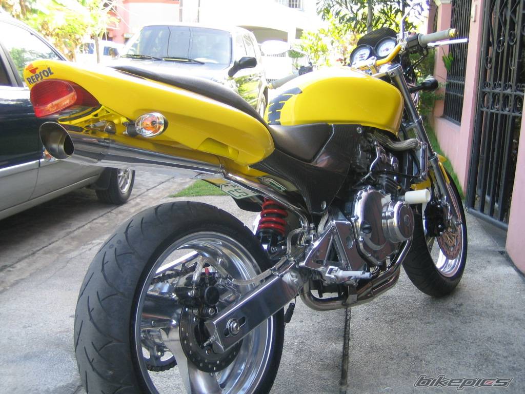 1997 HONDA CB 250 HORNET | Picture 306406 motorcycle photo