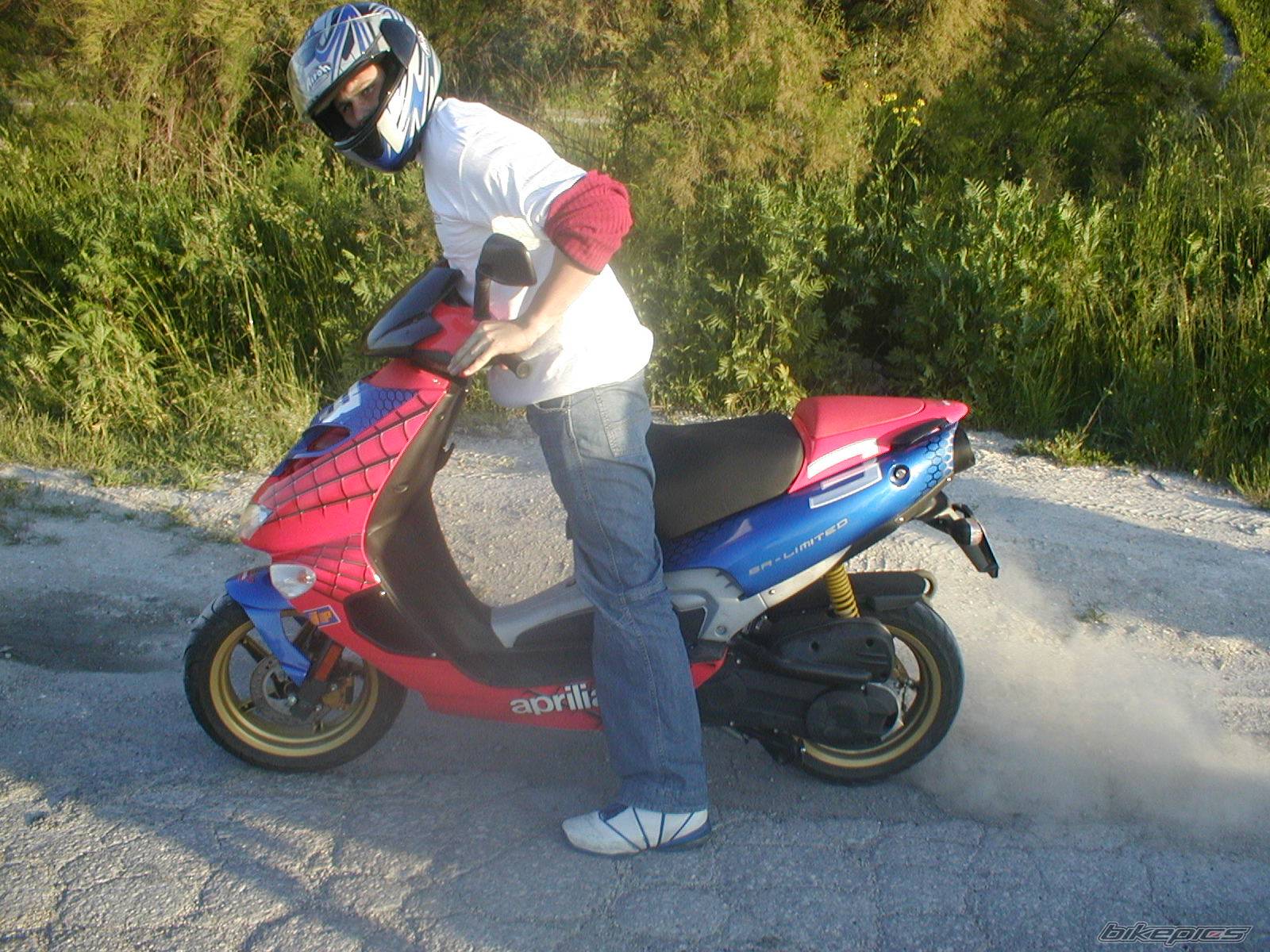 2003 APRILIA SR 50 | Picture 307199 motorcycle photo