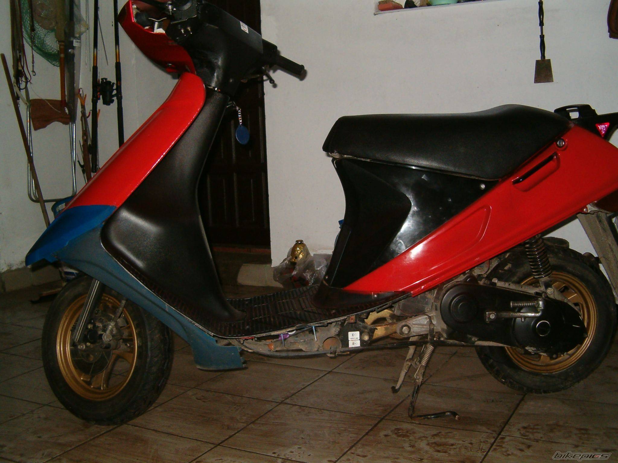 2005 SUZUKI ADDRESS 50 | Picture 307794 motorcycle photo