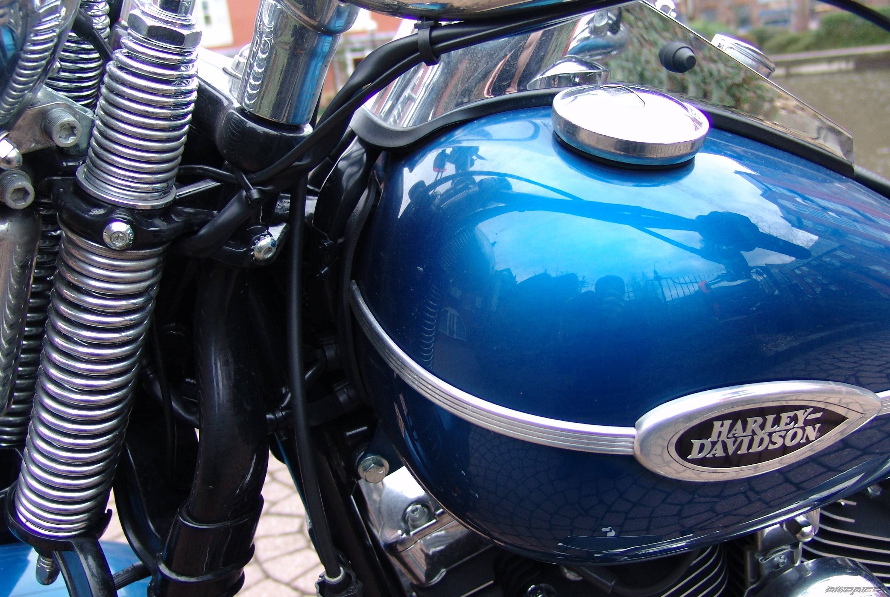 2005 HARLEY DAVIDSON FLSTSCI SOFTAIL SPRINGER CLASSIC | Picture 309199 motorcycle photo
