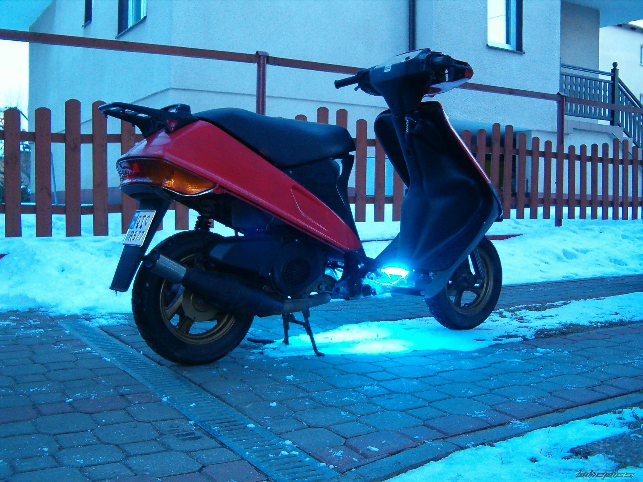 2005 SUZUKI ADDRESS 50 | Picture 310487 motorcycle photo