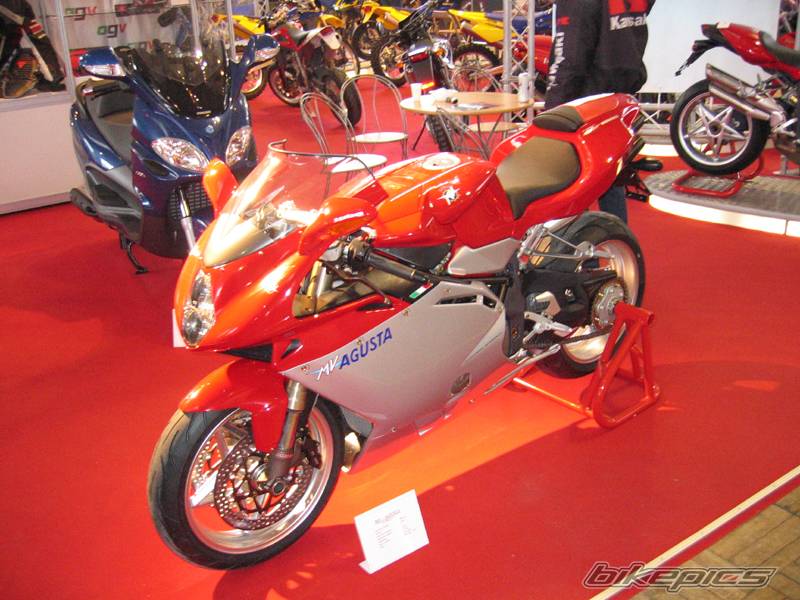 2005 YAMAHA YZF R1 | Picture 310933 motorcycle photo