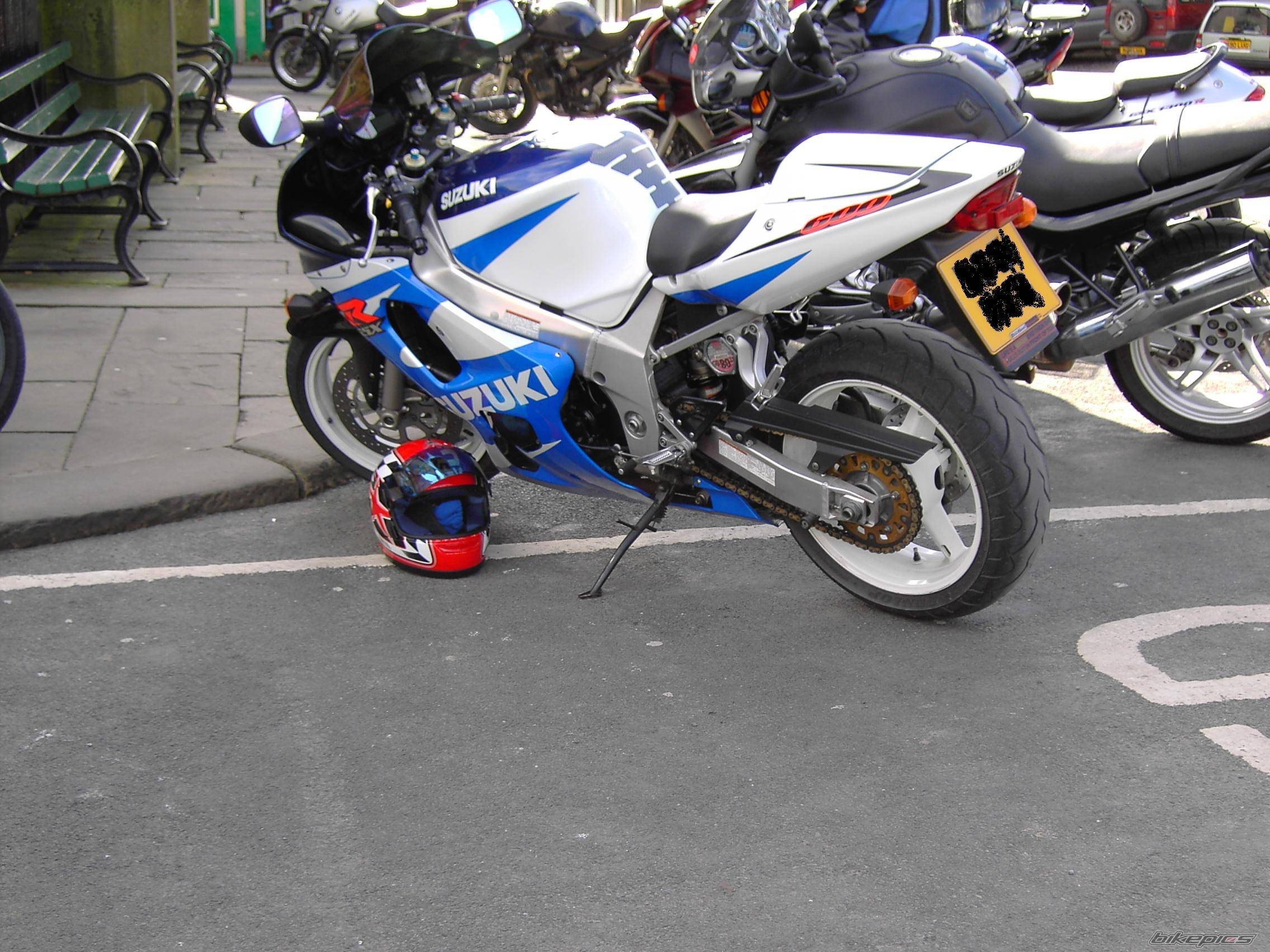 2001 SUZUKI GSX R 600 | Picture 310986 motorcycle photo