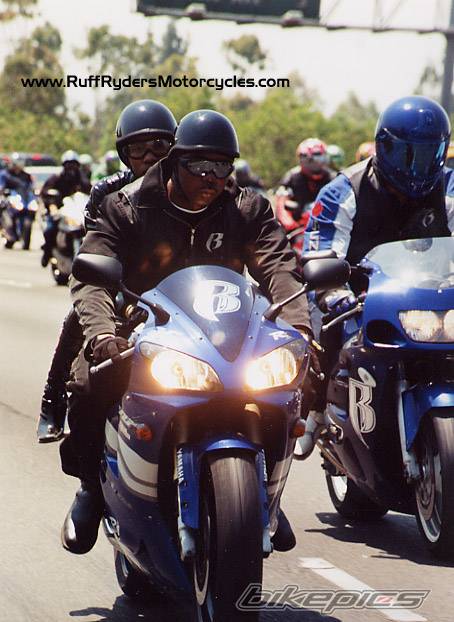 2002 YAMAHA YZF R1 | Picture 31391 motorcycle photo