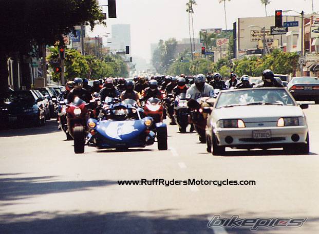 2002 YAMAHA YZF R1 | Picture 31396 motorcycle photo