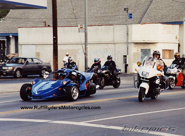2002 YAMAHA YZF R1 | Picture 31404 motorcycle photo