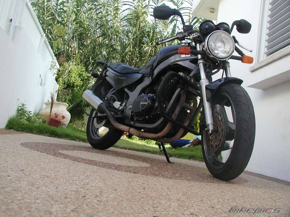 1996 SUZUKI GS 500 | Picture 31598 motorcycle photo