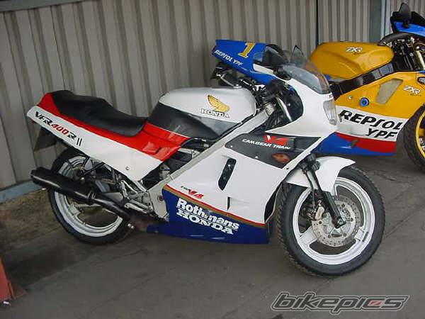 1986 HONDA VFR 400 | Picture 31634 motorcycle photo
