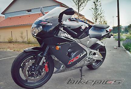 1999 APRILIA RSV 1000 MILLE | Picture 31714 motorcycle photo