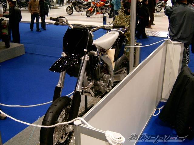 2005 AJP 400 | Picture 319308 motorcycle photo
