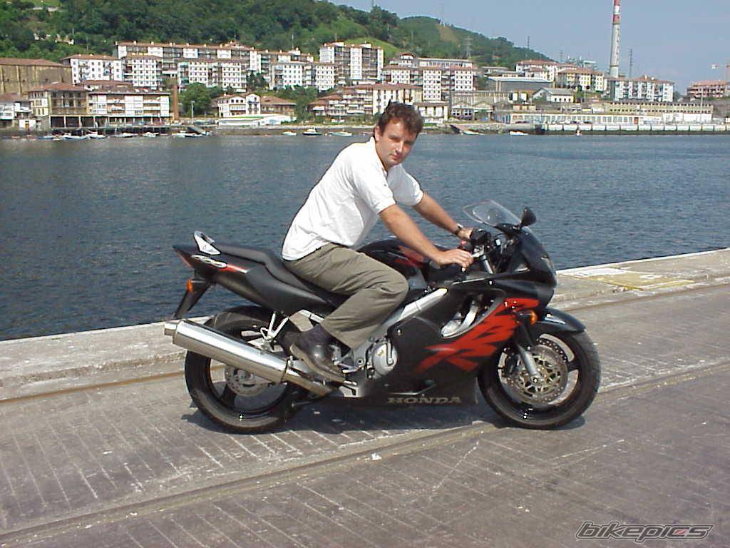2000 HONDA CBR 600 | Picture 3202 motorcycle photo