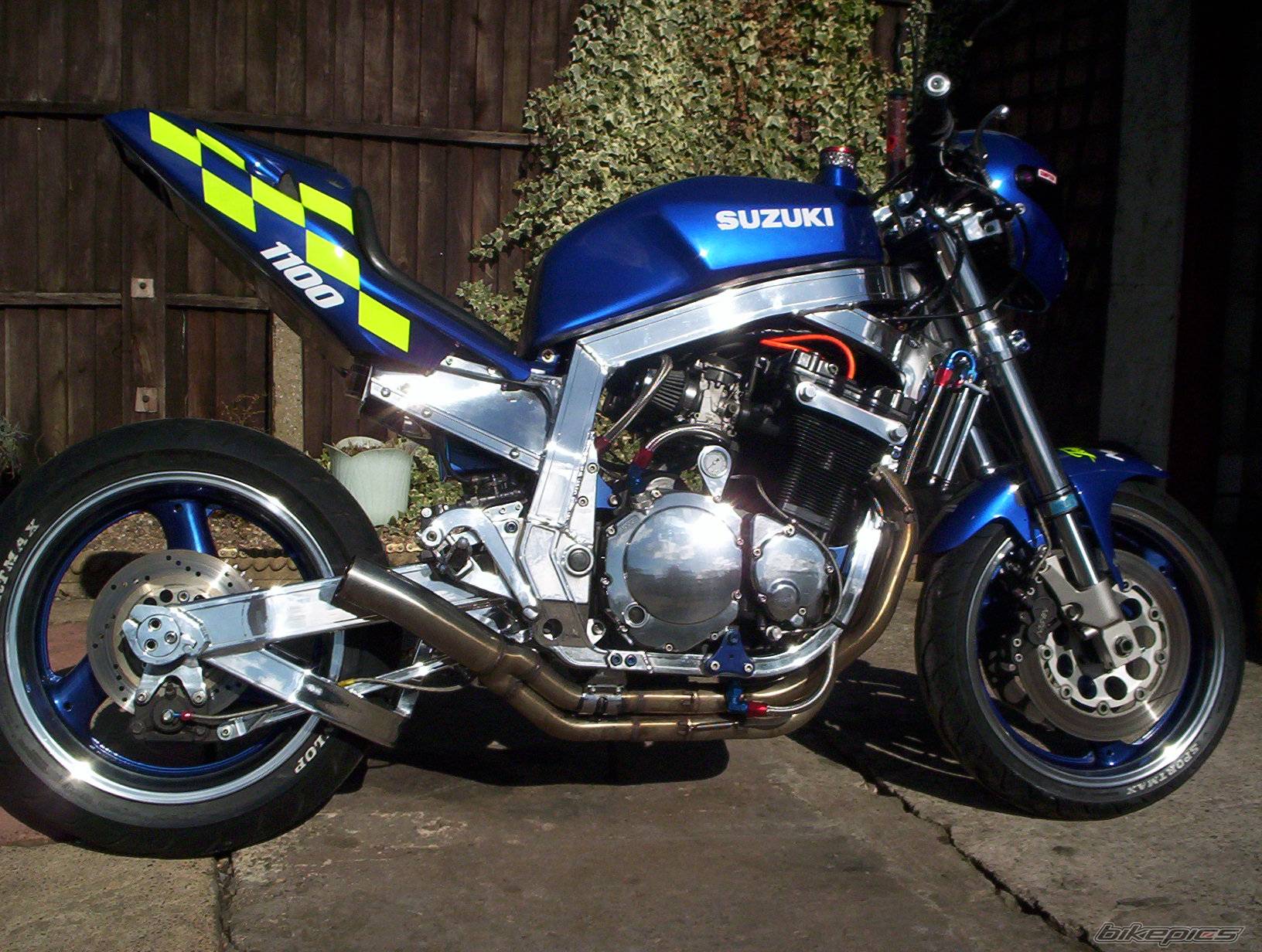 1988 SUZUKI GSX R 1100 | Picture 320476 motorcycle photo