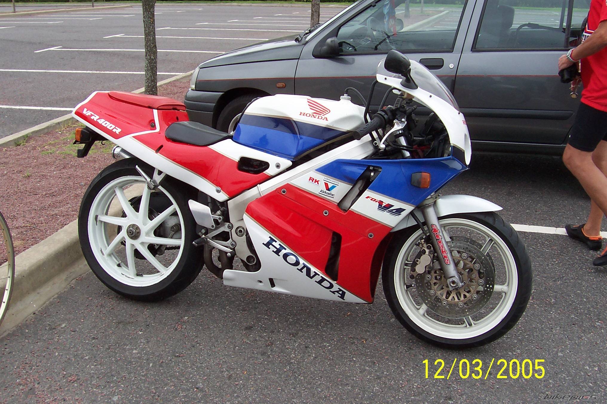1989 HONDA VFR 400 | Picture 322293 motorcycle photo