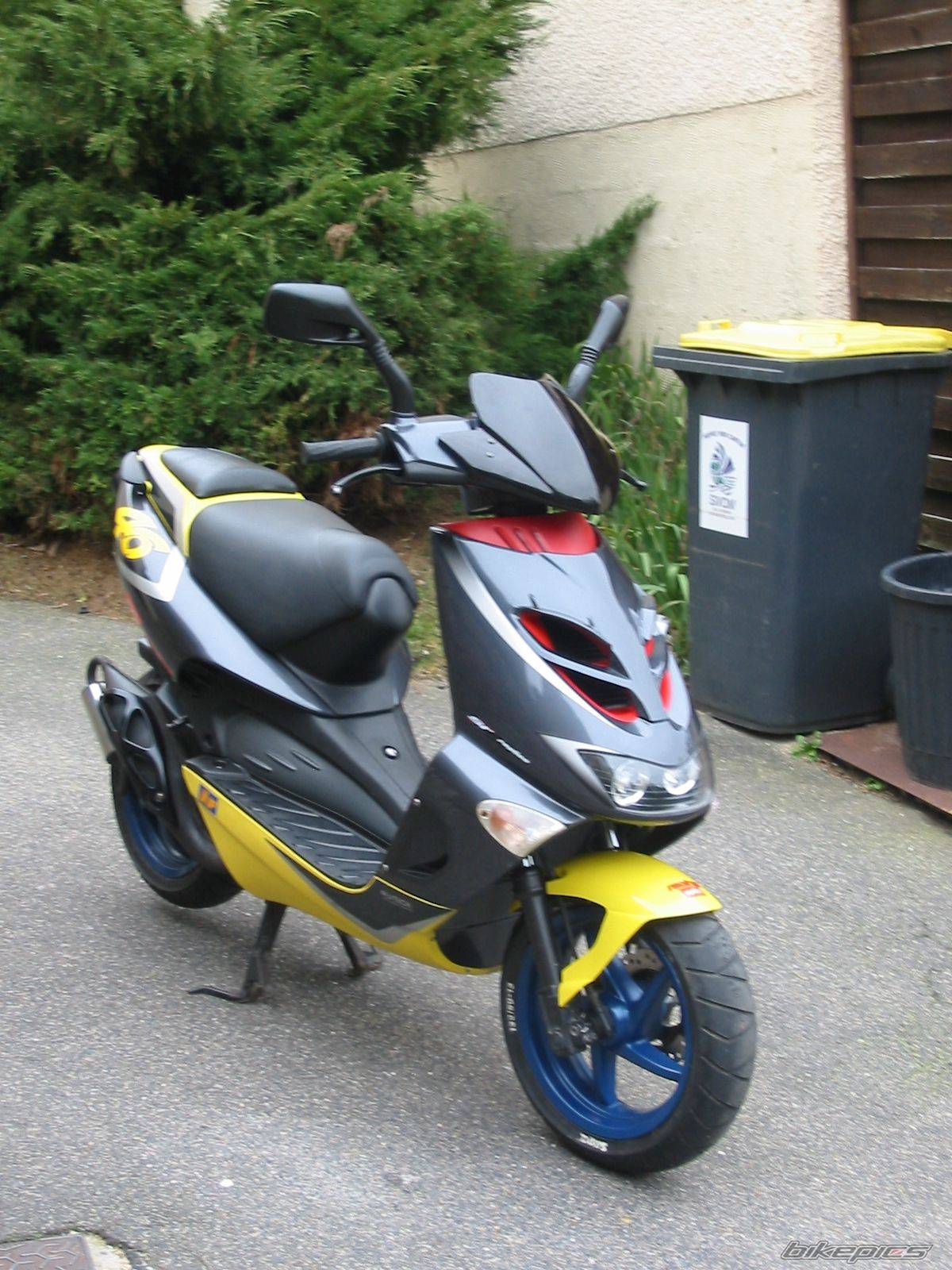 2002 APRILIA SR RACING 50 | Picture 326145 motorcycle photo