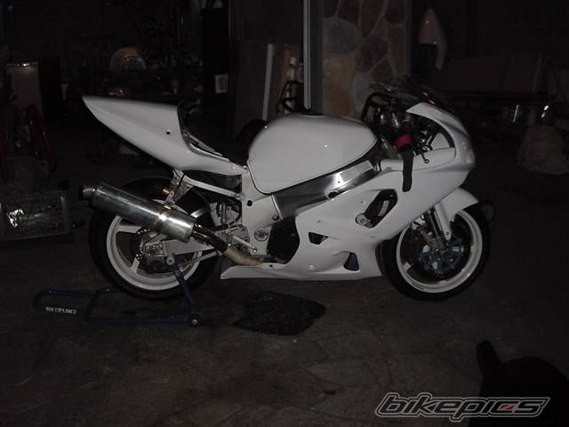 1997 SUZUKI GSX R 750 | Picture 32693 motorcycle photo