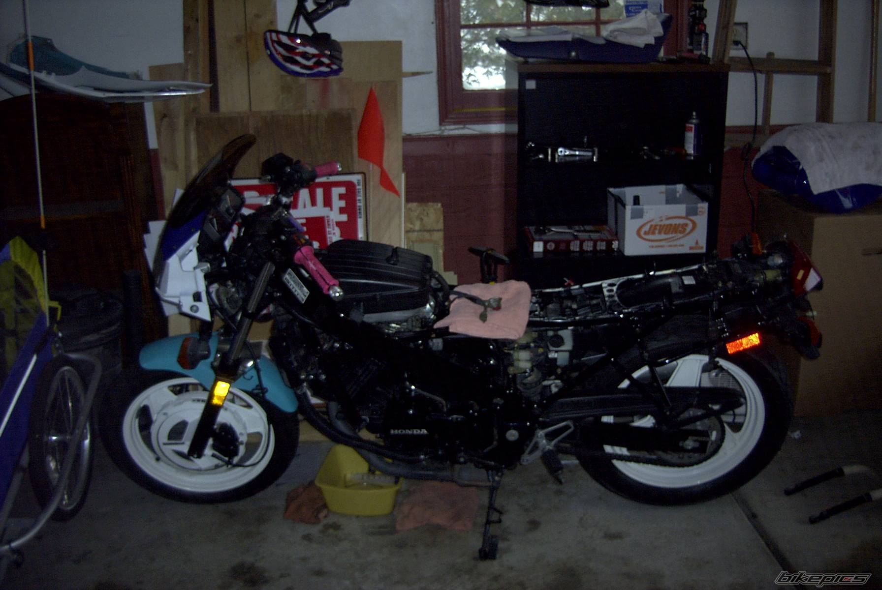 1989 HONDA VTR 250 | Picture 327979 motorcycle photo