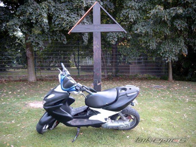2001 YAMAHA AEROX 50 | Picture 32849 motorcycle photo