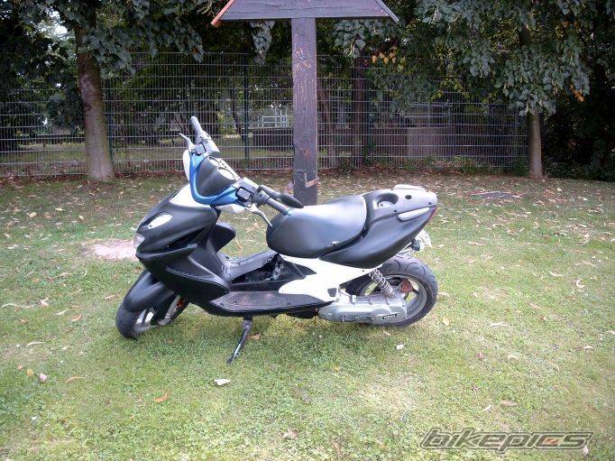 2001 YAMAHA AEROX 50 | Picture 32850 motorcycle photo