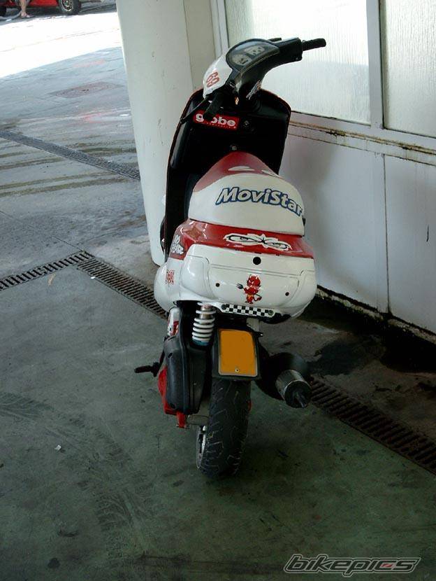 1998 APRILIA SR 50 | Picture 33147 motorcycle photo