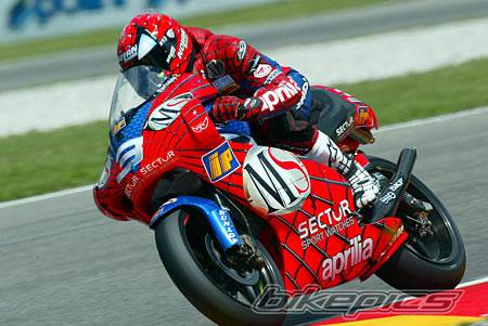 2002 APRILIA RSV 1000R MILLE | Picture 33226 motorcycle photo