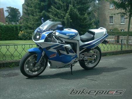 1991 SUZUKI GSX R 750 | Picture 33336 motorcycle photo