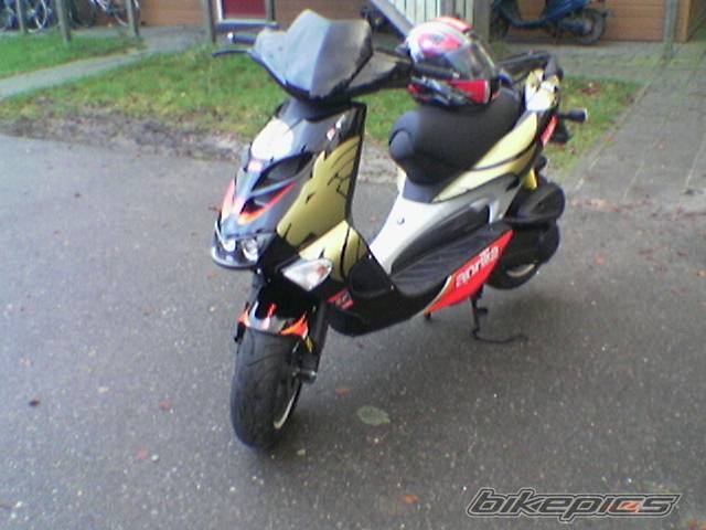 2005 APRILIA SR RACING 50 | Picture 333686 motorcycle photo