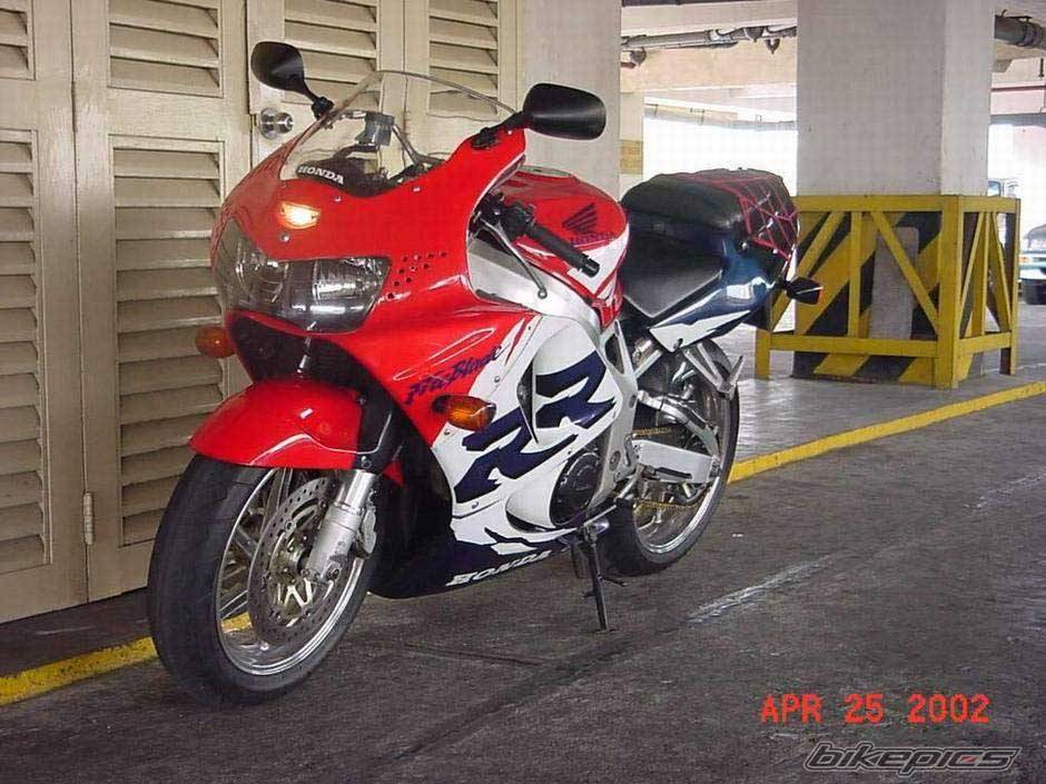 1999 HONDA CBR 900 | Picture 33468 motorcycle photo