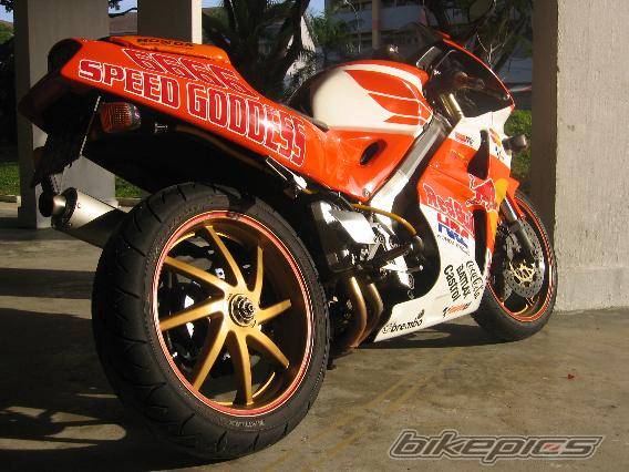 2005 HONDA RVF 400 | Picture 336215 motorcycle photo