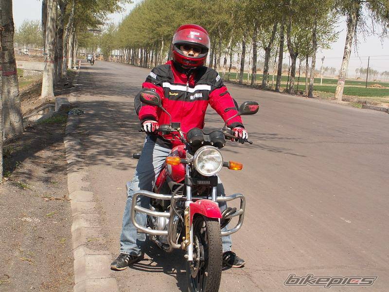 2000 SUZUKI GS 125 | Picture 339900 motorcycle photo