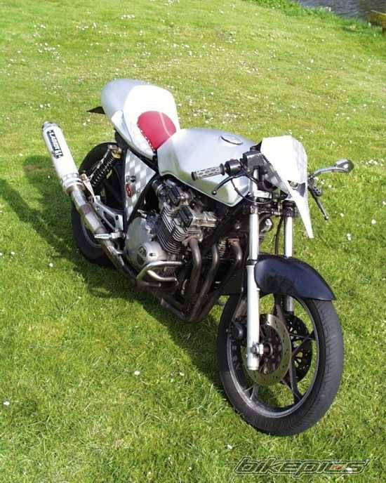 1984 SUZUKI GSX 1100 | Picture 34031 motorcycle photo