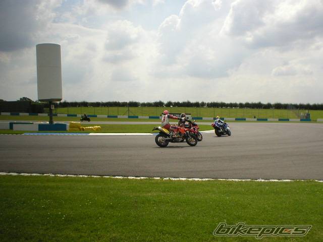 2002 KAWASAKI ZX 6R | Picture 34087 motorcycle photo