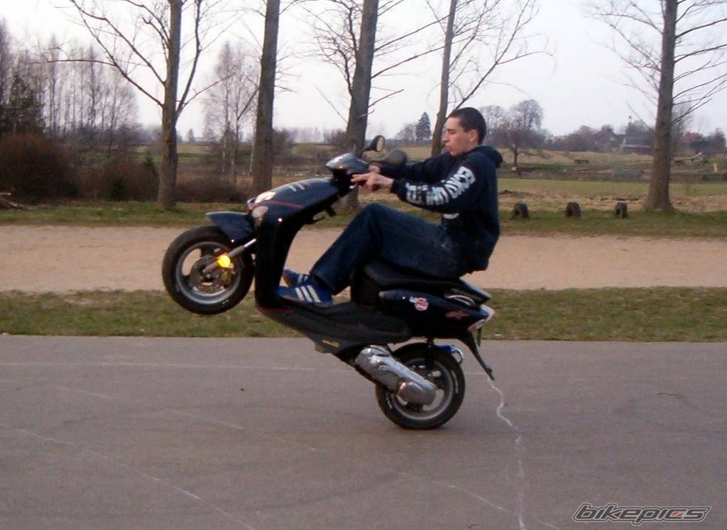 2002 YAMAHA NEOS | Picture 341776 motorcycle photo