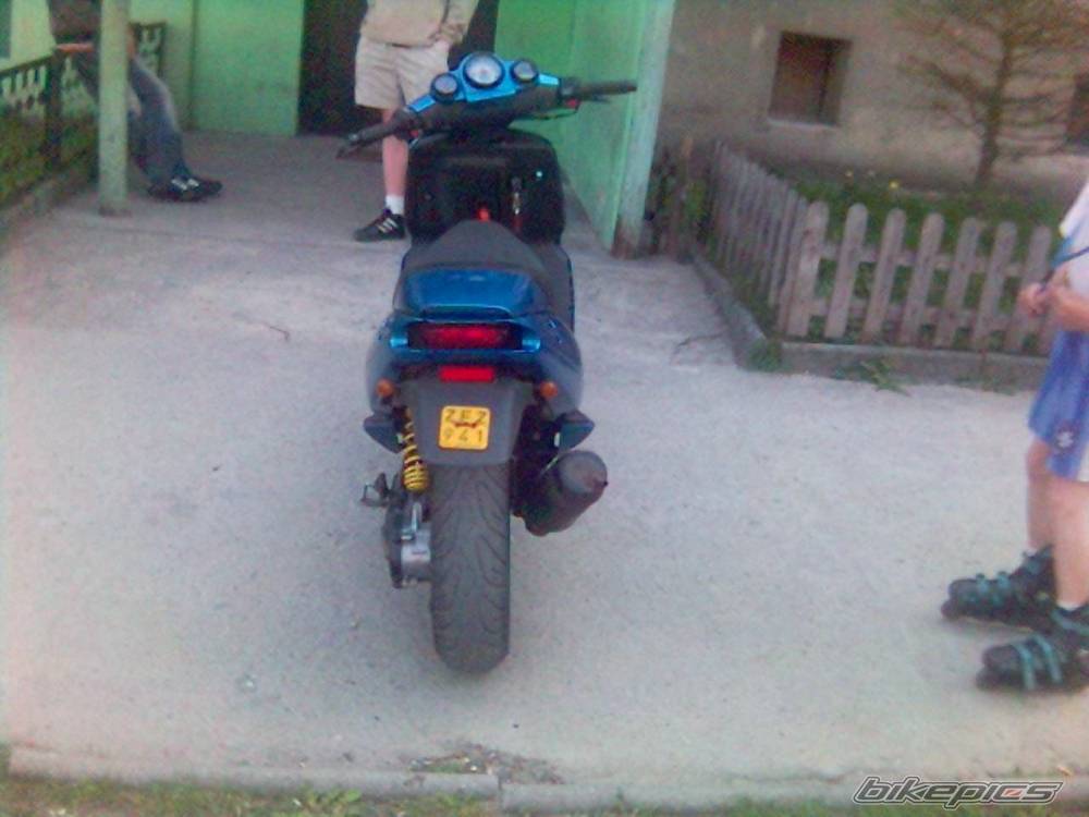 2001 MALAGUTI PHANTOM 50 F12 | Picture 344474 motorcycle photo