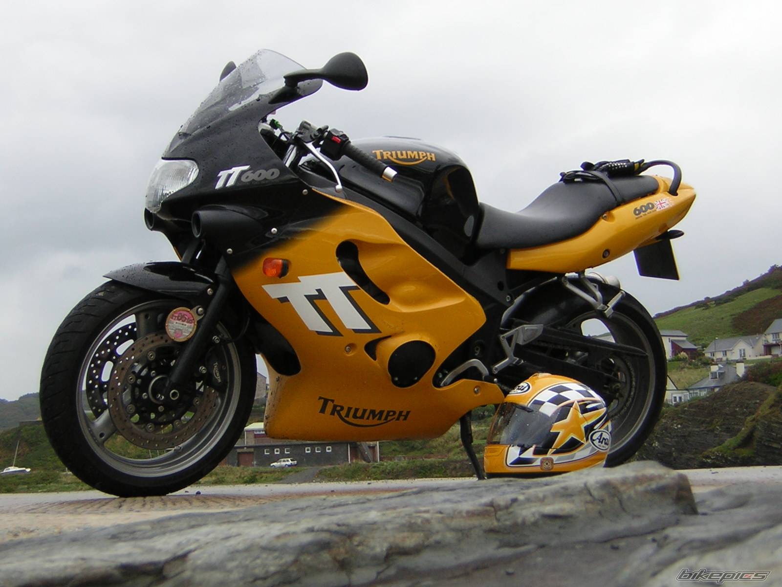 2000 TRIUMPH TT 600 | Picture 345864 motorcycle photo