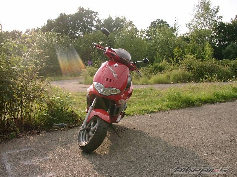 2002 APRILIA SR 50 | Picture 34694 motorcycle photo