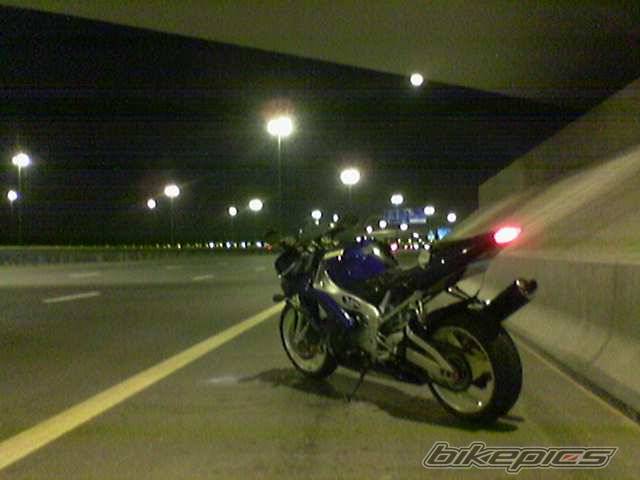 2001 YAMAHA YZF R1 | Picture 347816 motorcycle photo