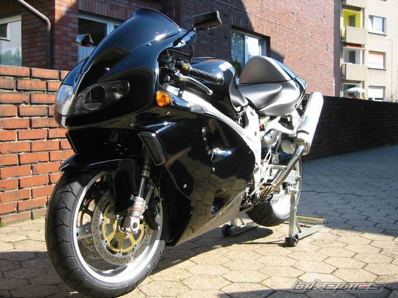 1999 SUZUKI TL1000R | Picture 35053 motorcycle photo
