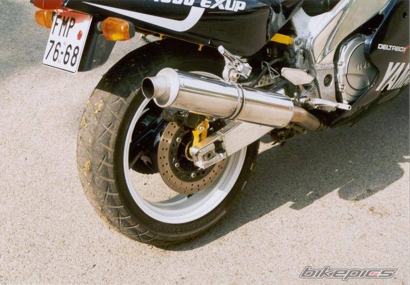 1990 YAMAHA FZR 1000 | Picture 3541 motorcycle photo