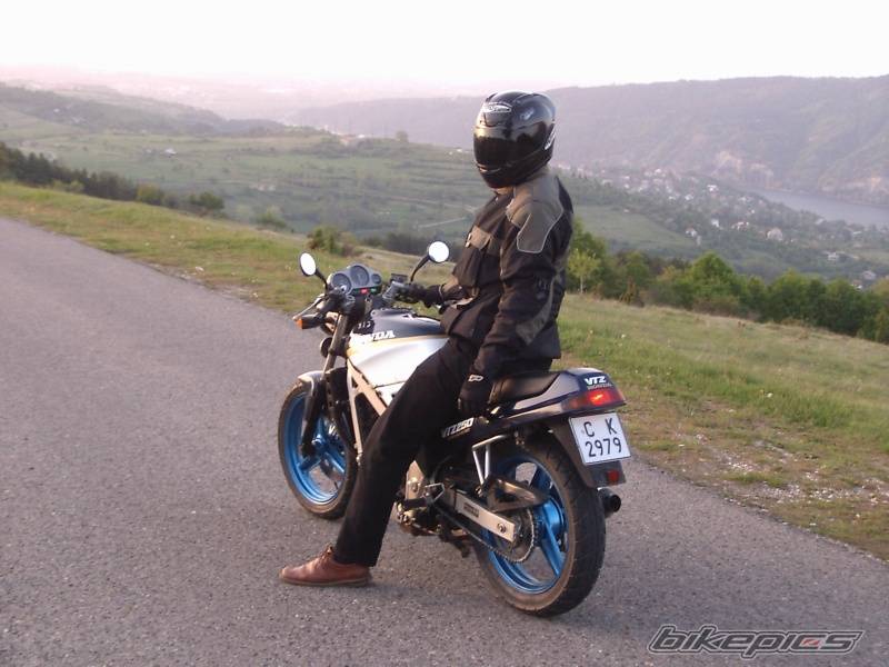 1988 HONDA VTZ 250 | Picture 356334 motorcycle photo
