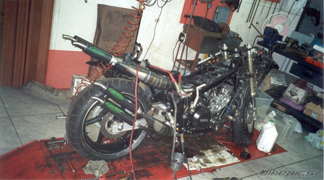 1985 YAMAHA RZ 500 | Picture 361818 motorcycle photo