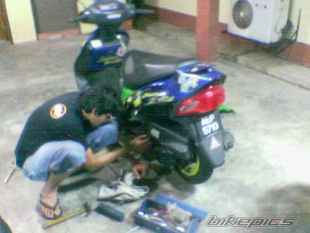 2004 SUZUKI VS 125 | Picture 364215 motorcycle photo