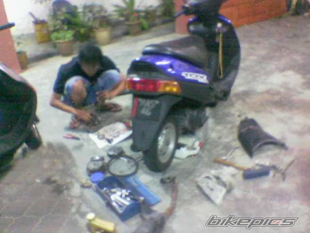 2004 SUZUKI VS 125 | Picture 364237 motorcycle photo